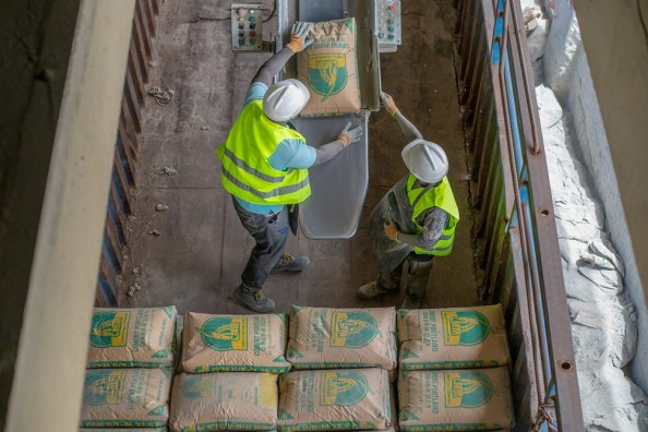 chargement_quai_sac_cimentCMM